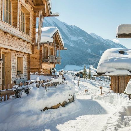 Chaletdorf Bergherz Санкт Йохан им Понгау Екстериор снимка