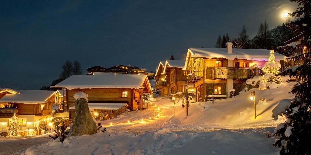 Chaletdorf Bergherz Санкт Йохан им Понгау Екстериор снимка